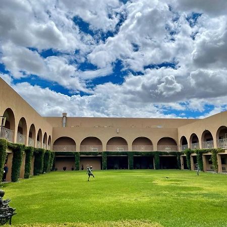 Hotel Santa Fe Camargo Exterior photo