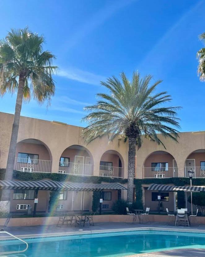 Hotel Santa Fe Camargo Exterior photo