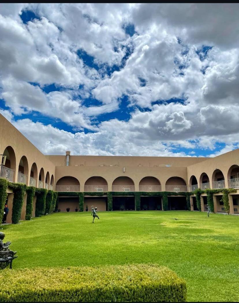 Hotel Santa Fe Camargo Exterior photo